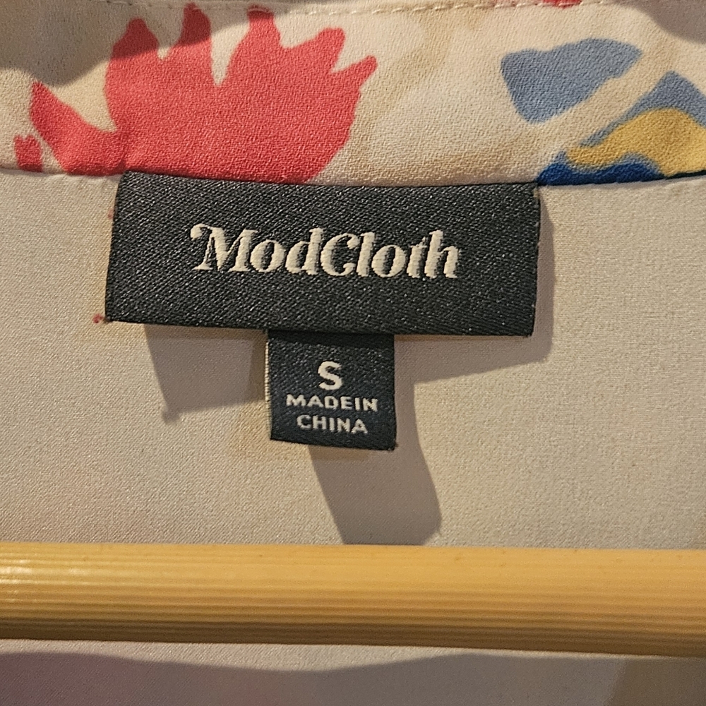 Modcloth Multicolor Floral Blouse - Picture 2 of 3